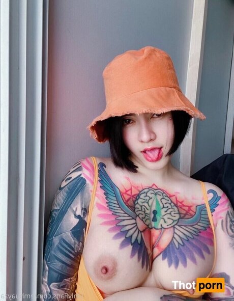 emhuayza pornostar kunst bilder