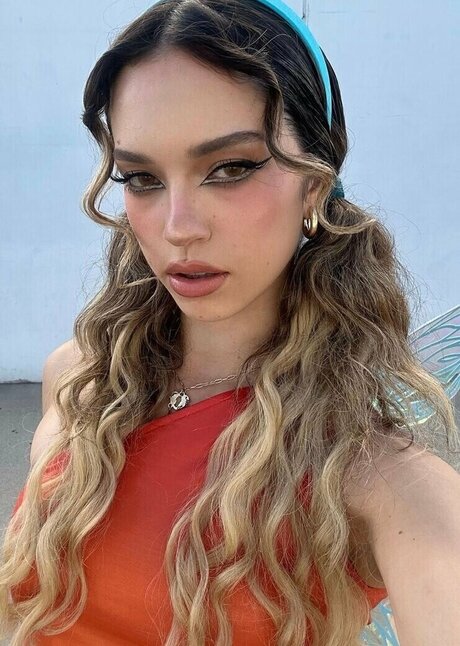 Daniela Avanzini sexy pornostar galerien