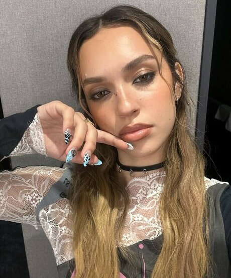 Daniela Avanzini nackt akt galerie