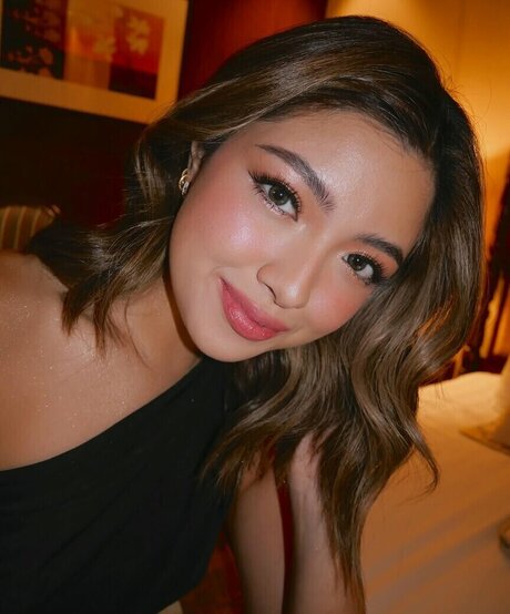 Lianne Valentin hübsche nackt bild