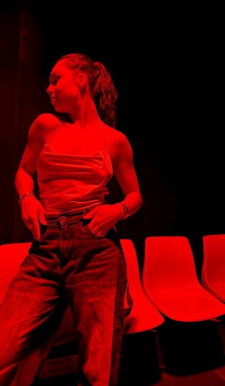 elise cm freie nackten archiv