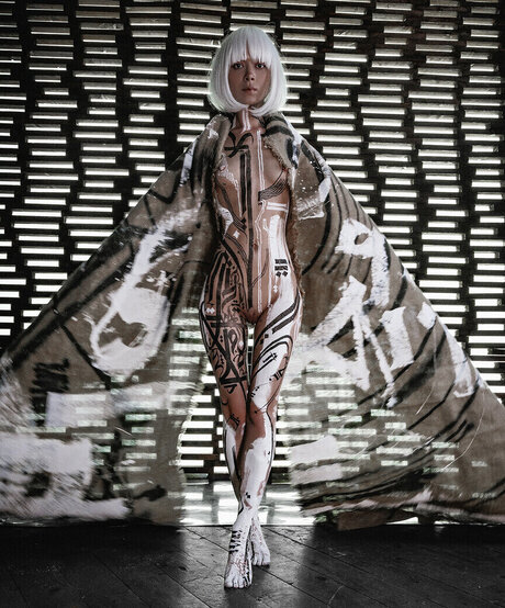 Polina Knyazeva sexy akt galerien