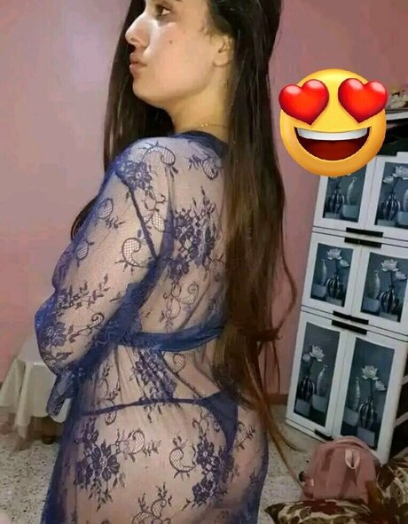 Dounia Stayfia schöne porno galerien