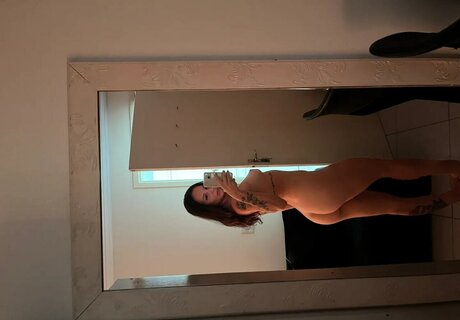 Julia Lara hd pornografische foto