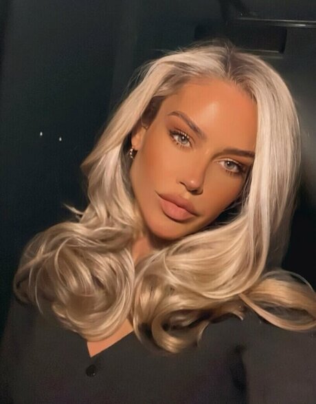 Eilidh Scott freie exklusive archiv