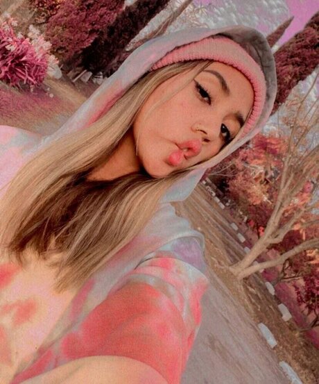 Saturnna Moon hübsche top fotos