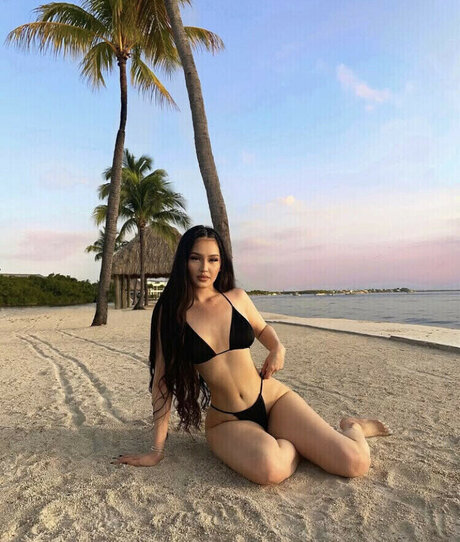 Bbyedith nackt heiße bilder