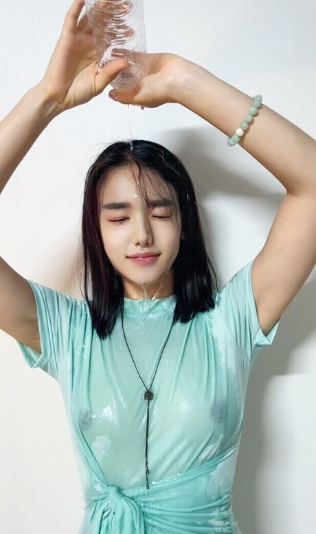 Thea Lee erwachsene bilder