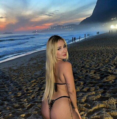 Maria Clara Lima pornostar perfekte galerie