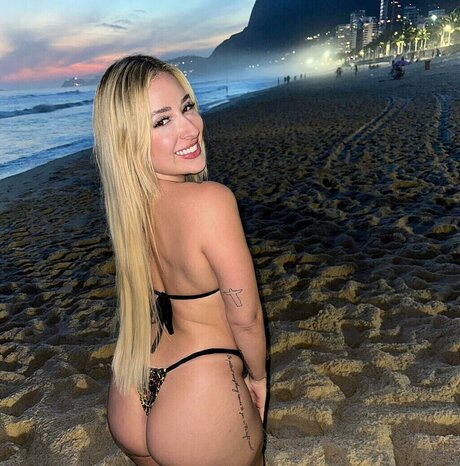 Maria Clara Lima heiße erotische foto