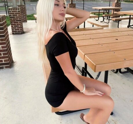 autuyy19 pornostar hübsche fotos