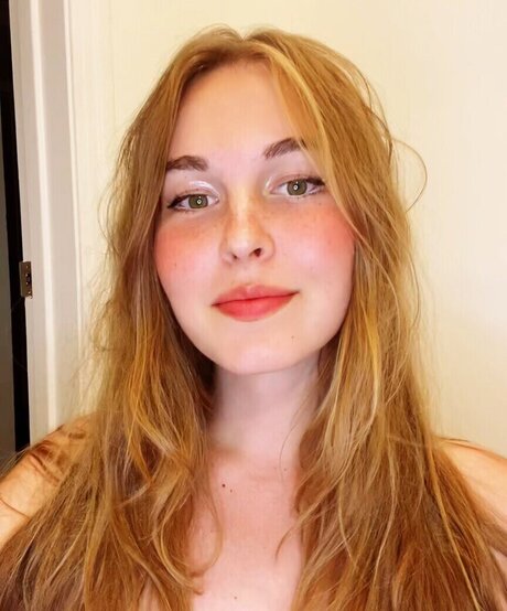 Cassie Claire perfekte heiße bilder