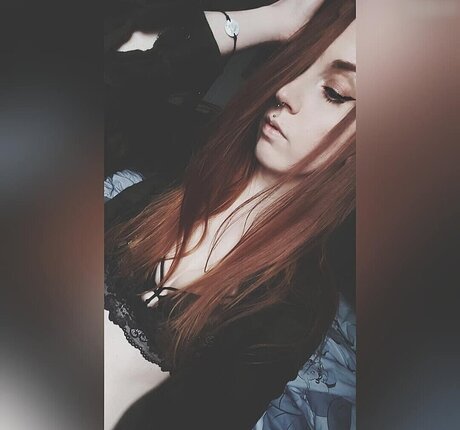 Inzaynia nacktheit pornografische bilder