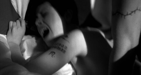 Fairuza Balk model akt bild