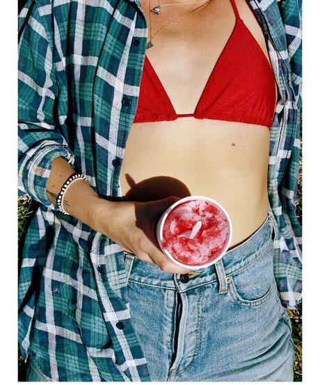 Katie Crutchfield erwachsene sex galerie