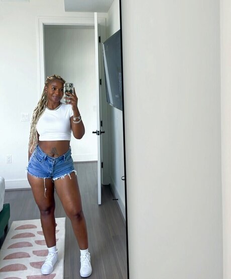 Sprdlove Kayla kostenlose erotische bilder