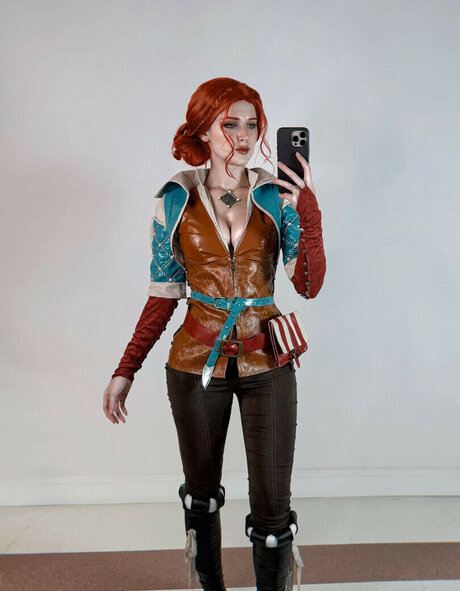 Vi Morrigan kunst schöne galerien