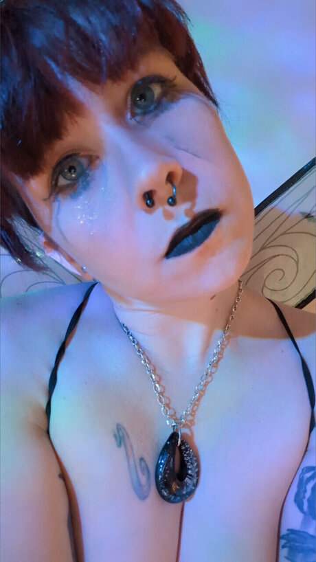 Pixie Nova VIP exklusive porno bilder