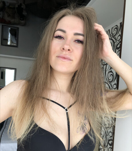 transsexuelle onlyfans kunst fotos