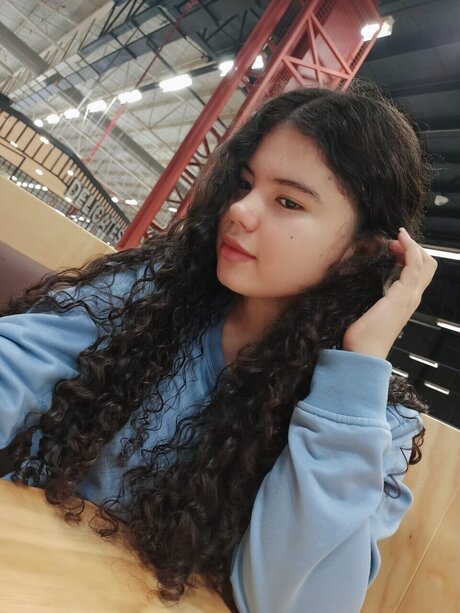 Valentina Girl nackt kunst galerien