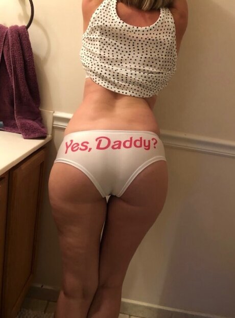 Cheeky Blonde sexy nackte galerien