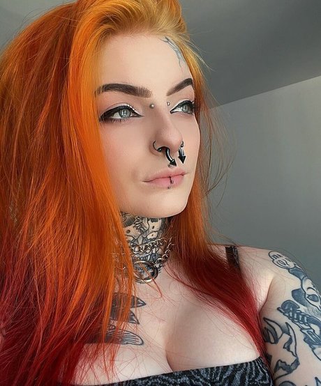 DarkBrew nackten pornostar foto