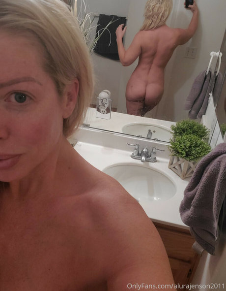 mollige latina-onlyfans erotische galerie