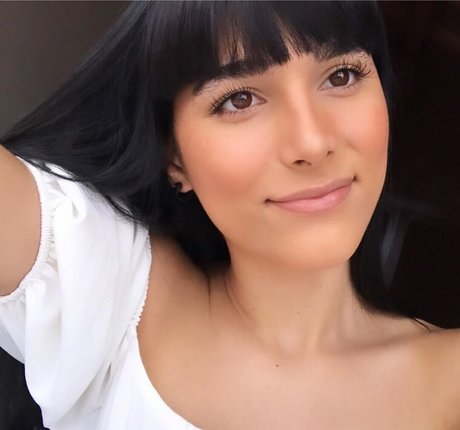 Mayitabellita erotische schöne fotos