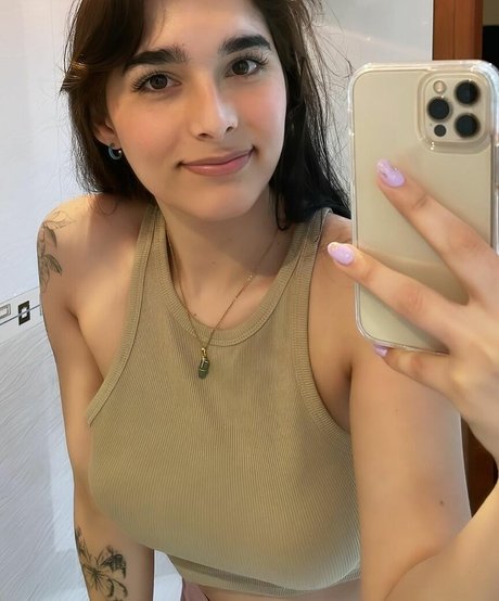 Mayitabellita hd pornographische bild