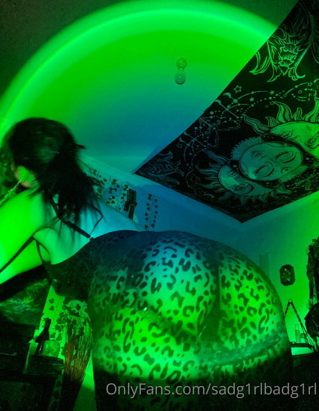 sadg1rlbadg1rl schöne xxx galerie
