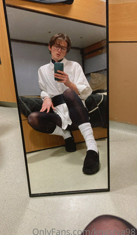 knastya98 nackt kunst galerien