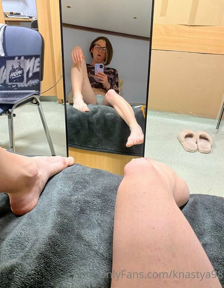 knastya98 xxx sex bild