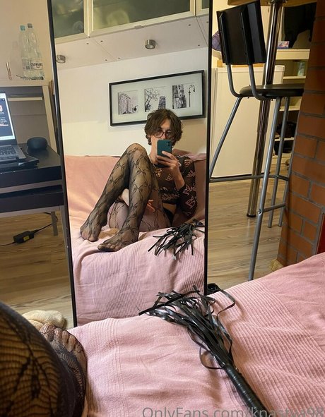 knastya98 schauspielerin nackt foto