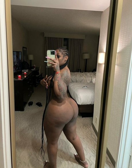 Bianka Damanii nacktheit akt bild