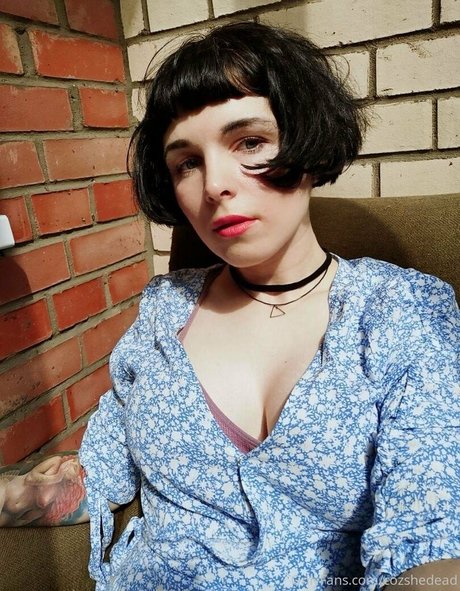 cozshedead sexy nackte galerie