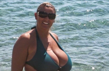 Laura Leonardi model akt fotos