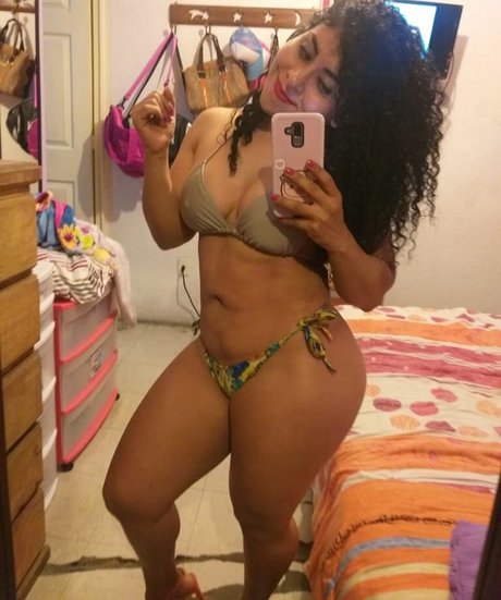 antonella chinita hübsche nackten fotos