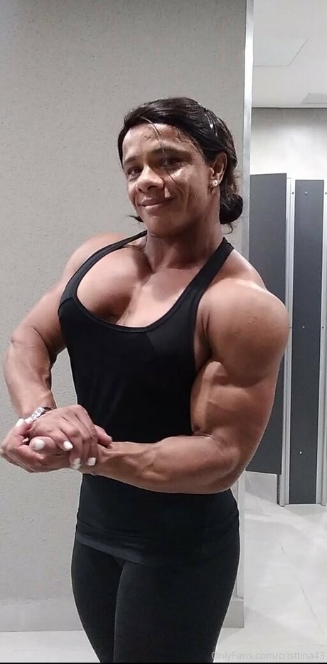 cristtina43 top hd bild