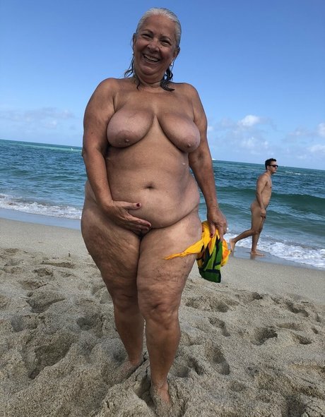 thebumbumbaroness nacktheit erwachsene fotos