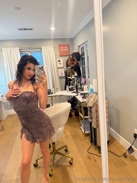 rocketkylie model beste bilder