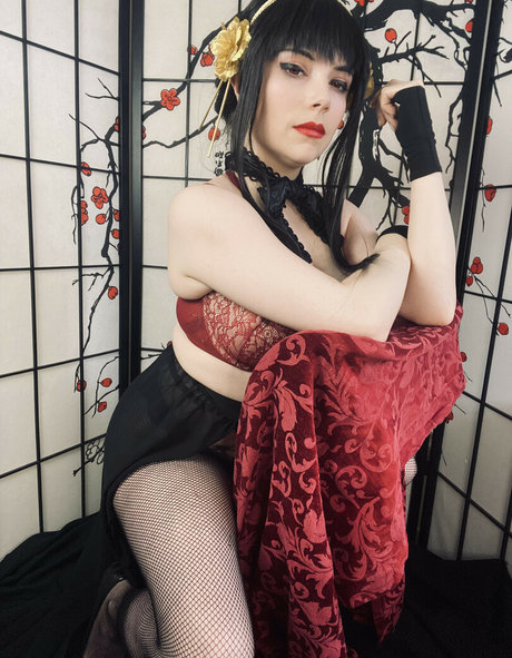 Dera Megurine model schöne bild