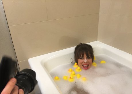 Natasha Leggero nacktheit beste bilder