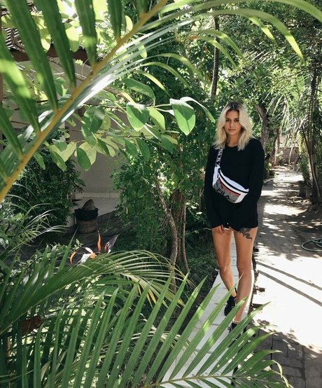 oma-muschi nur fans nacktheit akt galerie