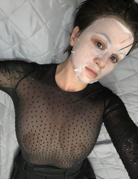 behaarte achseln onlyfans nacktheit galerie