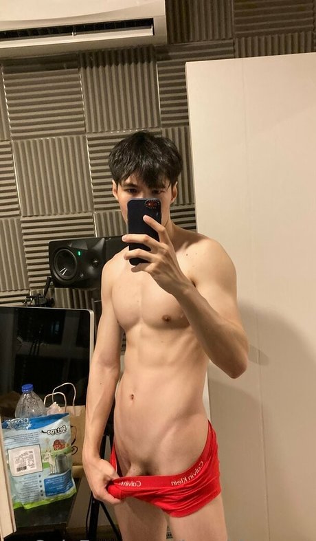 bombiemann top akt foto