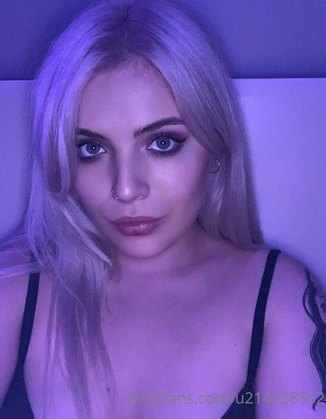 thedakotaa xxx sexy foto