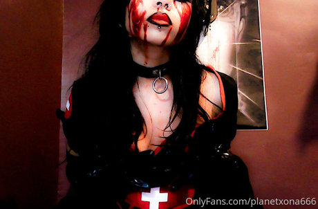 planetxona666 sexy nackt foto