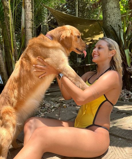 Laura Schadeck perfekte nackten fotos