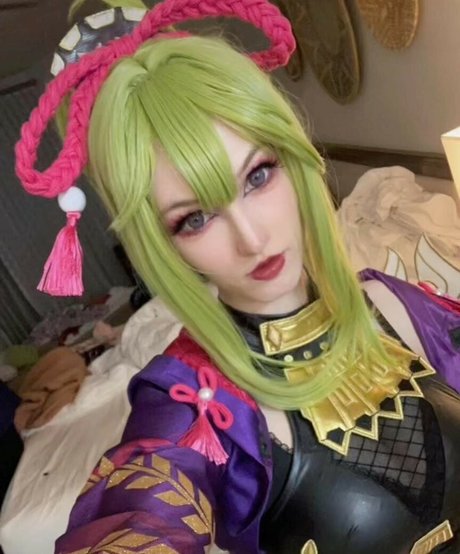 Shiro cos sexy heiße bilder