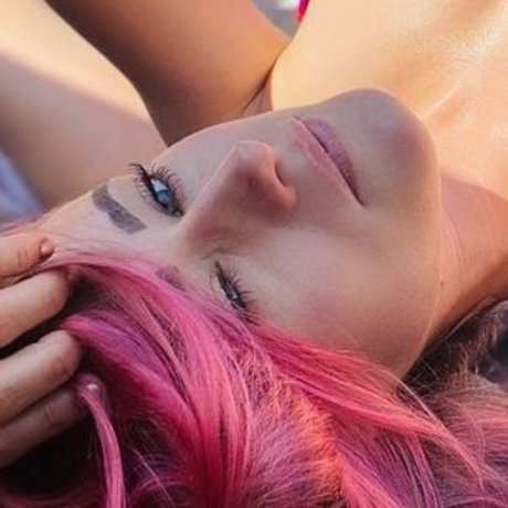 Olivia Taylor Dudley freie hübsche archiv